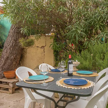 Holiday home Club Des Pins Saint-Raphael (Var)